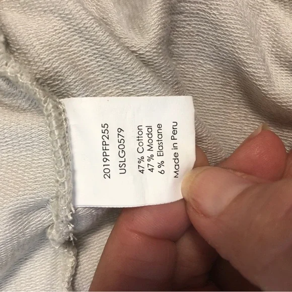 Universal Standard Robe - Picture 5 of 7